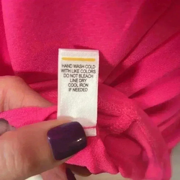 Cato Scoop Neck Flutter Sleeve Top Size Small Hot Pink NWT - Picture 6 of 8